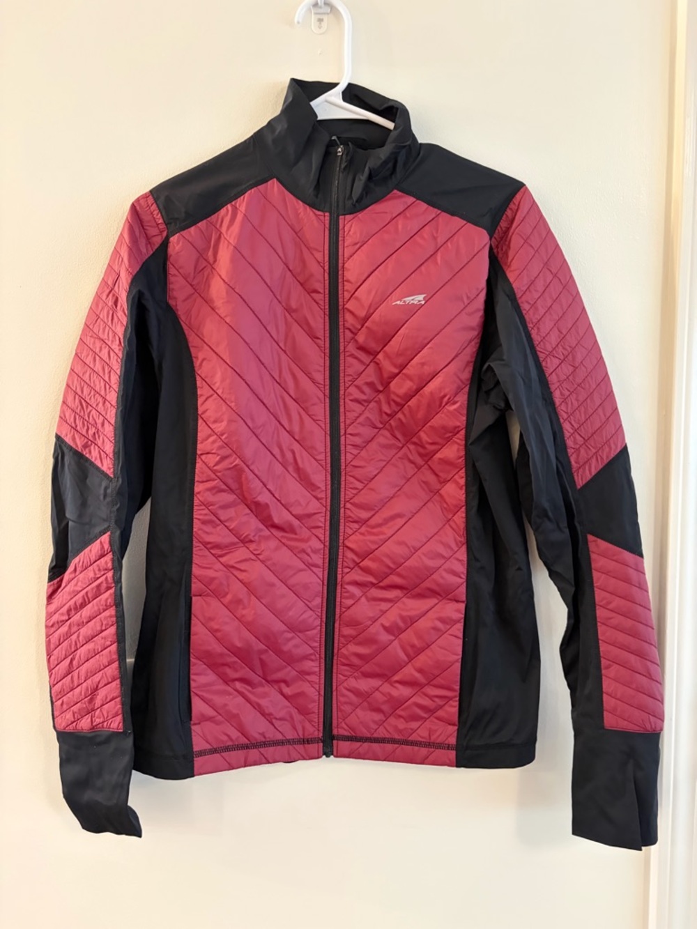 Women's Altra Zoned Heat Zip-Up Jacket - Size Large